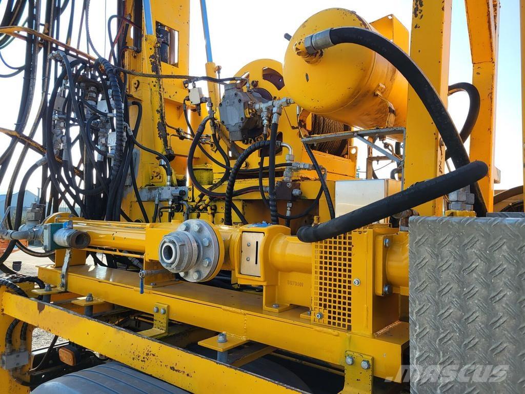 Wirth B1A Гусеничные буровые установки