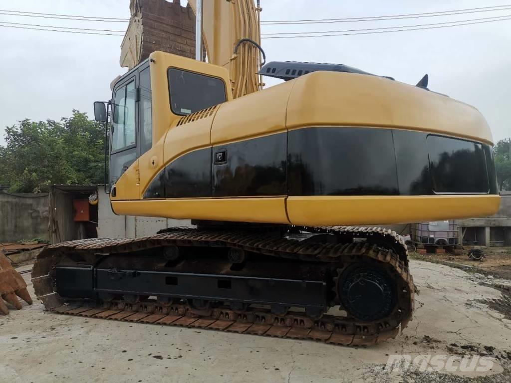 CAT 325C Гусеничные экскаваторы