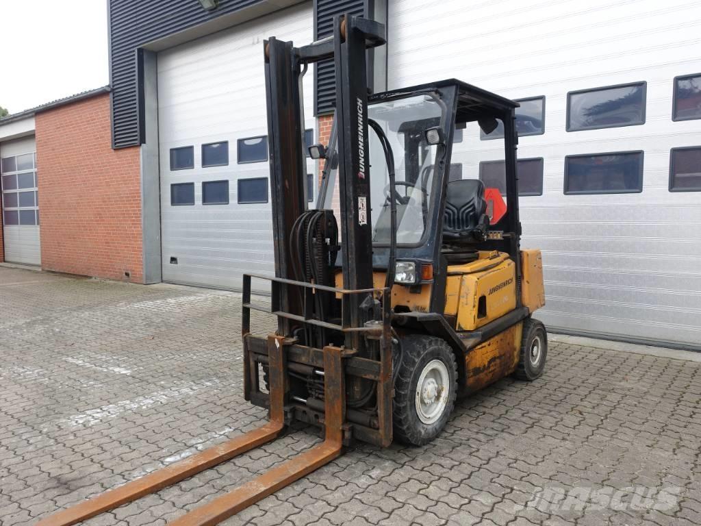 Jungheinrich DFG 25 Дизельные погрузчики