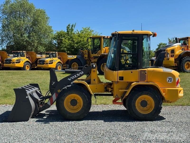 Volvo L 35 G Фронтальные погрузчики