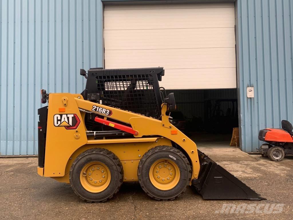 CAT 216 B 3 Малые погрузчики