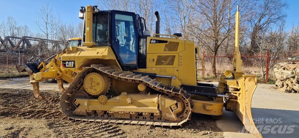 CAT D 6 N XL Гусеничные бульдозеры