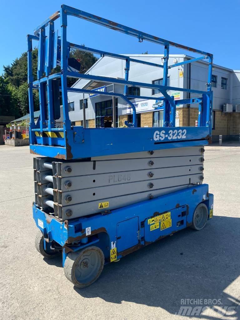 Genie GS 3232 Ножничные подъемники