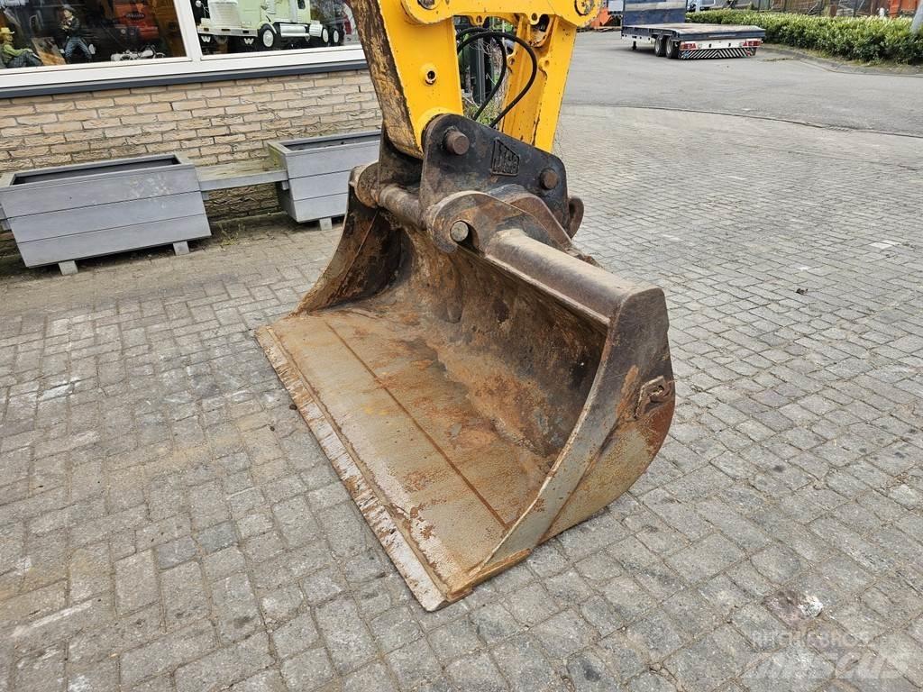 JCB JS145W Колёсные экскаваторы