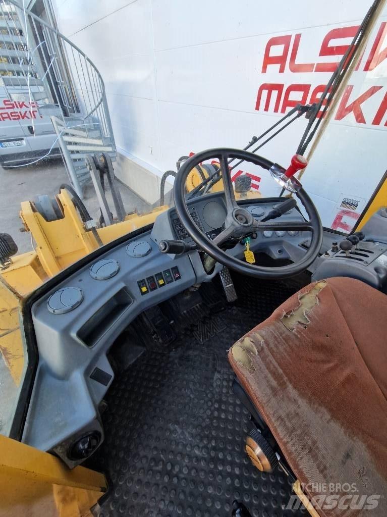 Volvo L50B Фронтальные погрузчики