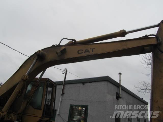 CAT 235 B Гусеничные экскаваторы