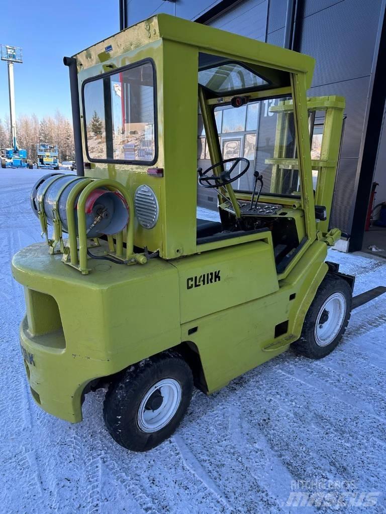 Clark C500Y-55 Газовые погрузчики