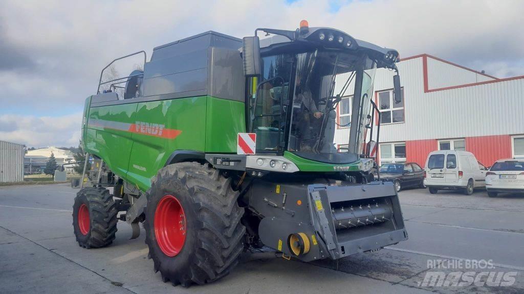Fendt 6335 C PL Зерноуборочные комбайны