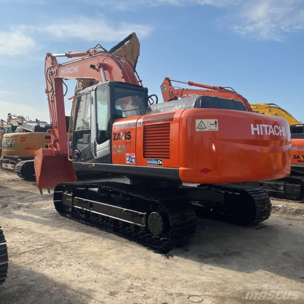 Hitachi ZX 240 Гусеничные экскаваторы