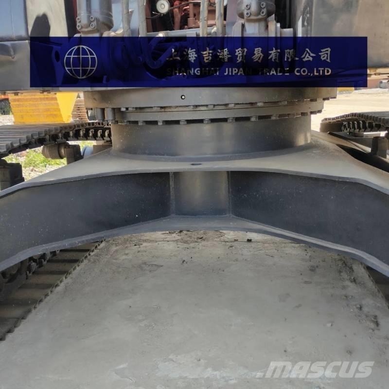 Hitachi ZX 240 Гусеничные экскаваторы