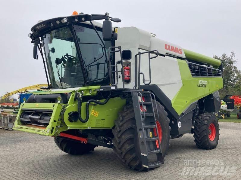 CLAAS LEXION 6700 Зерноуборочные комбайны
