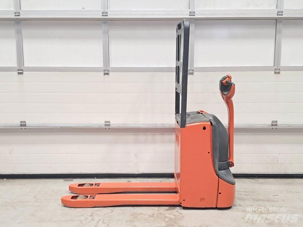Linde T16 Ручные электрические тележки