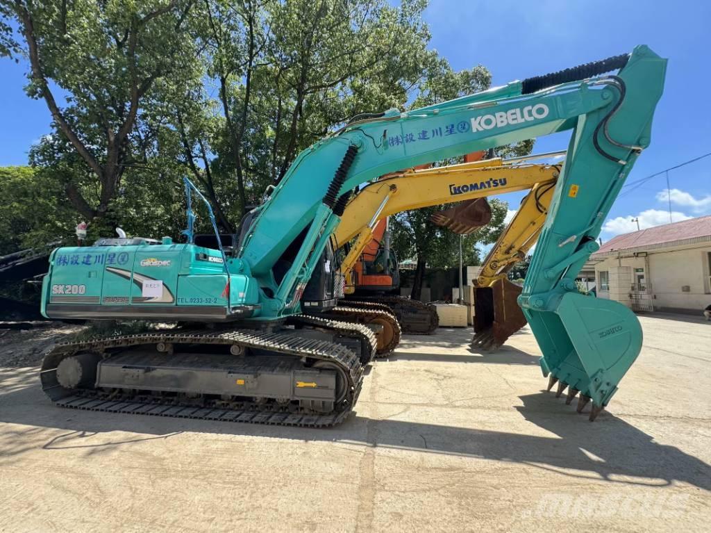 Kobelco SK200-8 Гусеничные экскаваторы