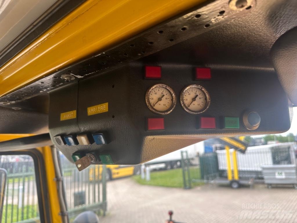 Unimog U1400 Rail Пескоразбрасыватели