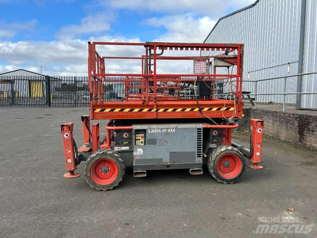 SkyJack SJ 6826 RT Ножничные подъемники