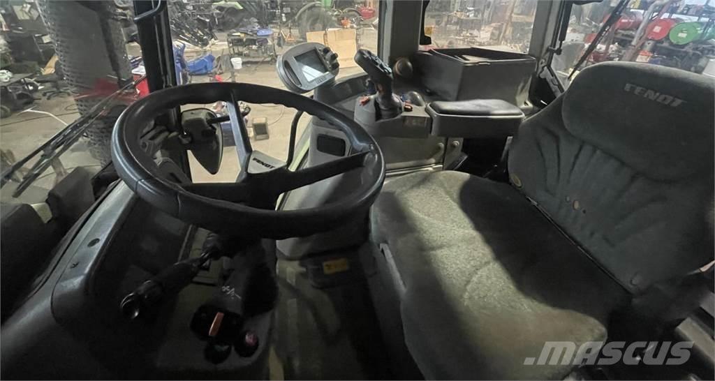 Fendt 820 Vario Трактора