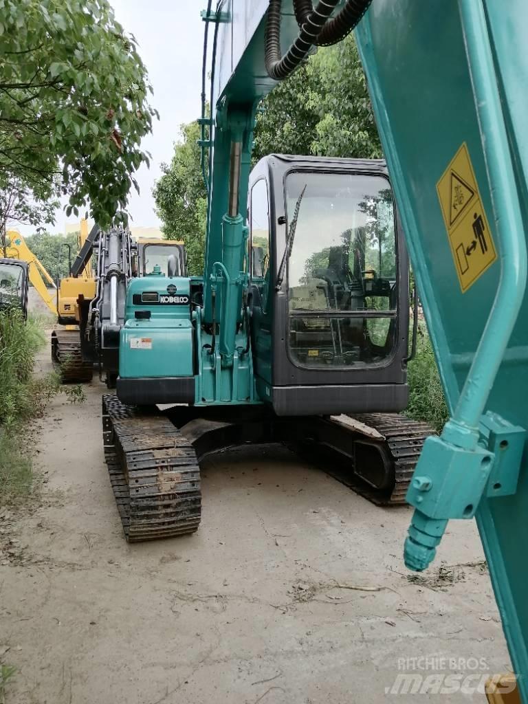 Kobelco SK 75 Гусеничные экскаваторы