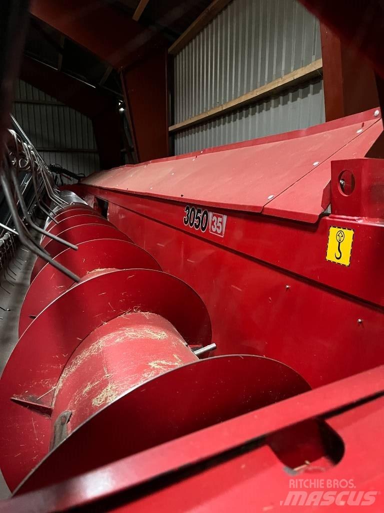 Case IH 9230 Зерноуборочные комбайны