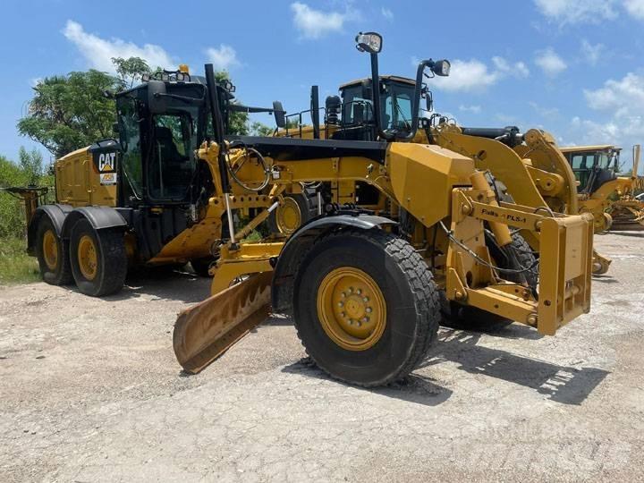 CAT 12 M 3 Грейдеры