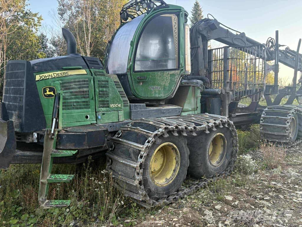 John Deere 1510 E Форвардеры