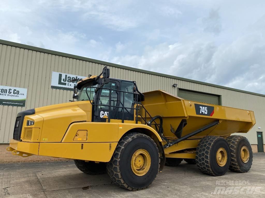 CAT 745 C Шарнирно-сочленённые самосвалы