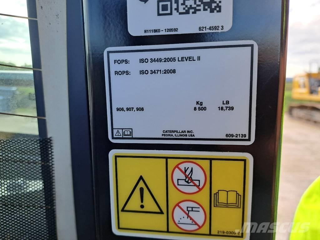 CAT 906 (Bucket+Forks) Фронтальные погрузчики