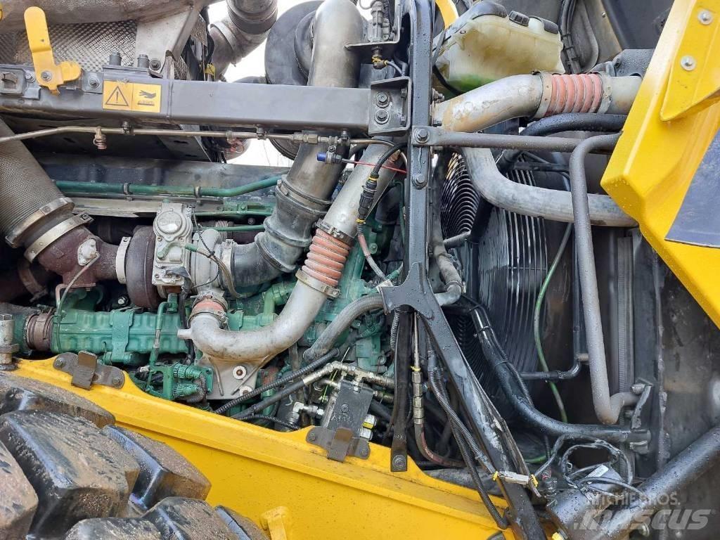 Volvo L 220 H Фронтальные погрузчики
