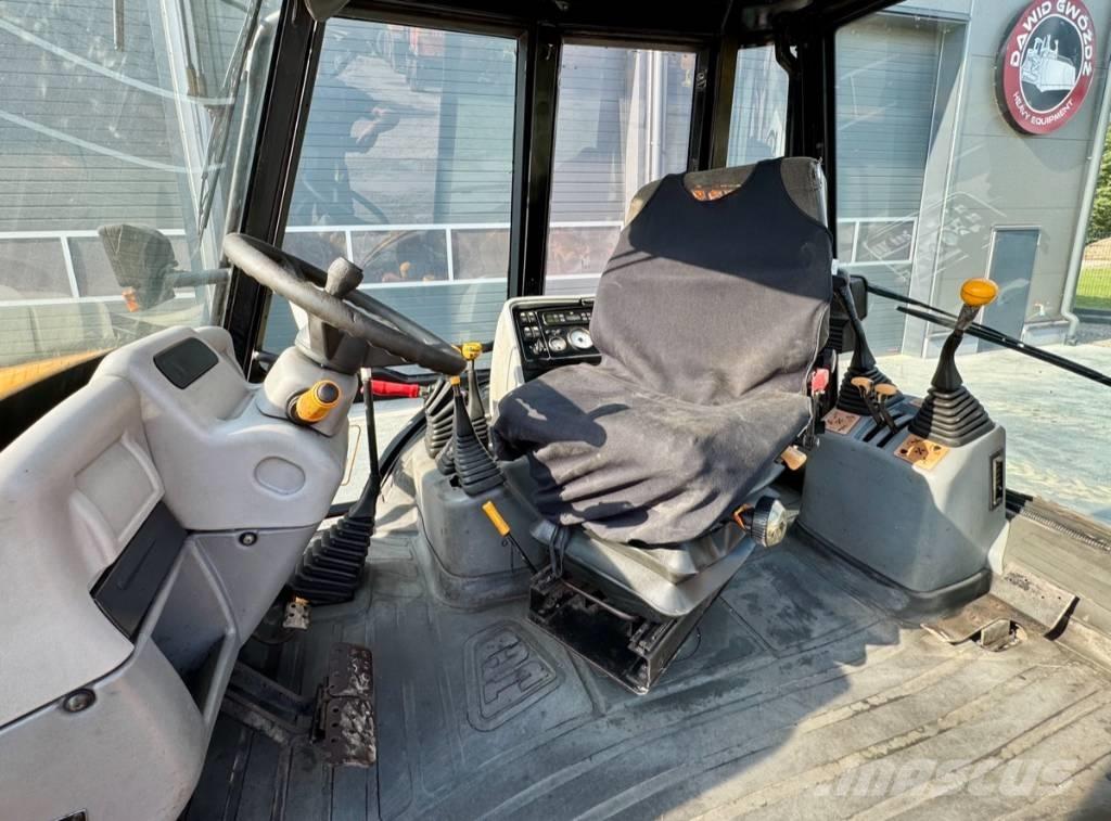 JCB 3 CX Экскаваторы-погрузчики
