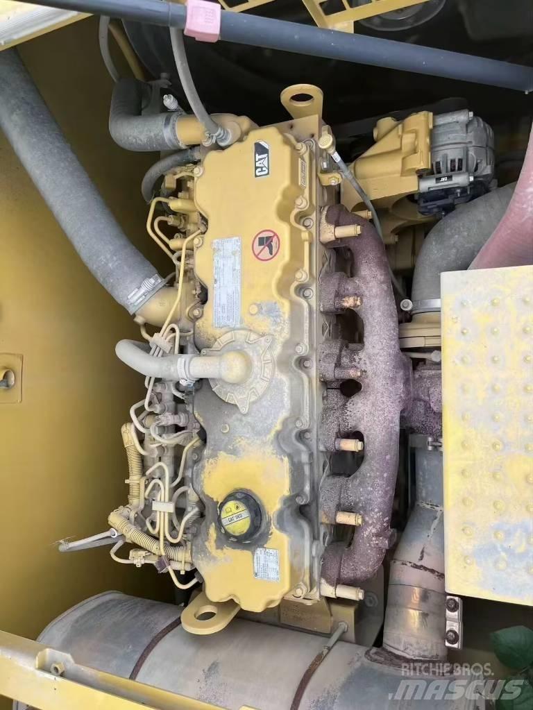 CAT 336 Гусеничные экскаваторы