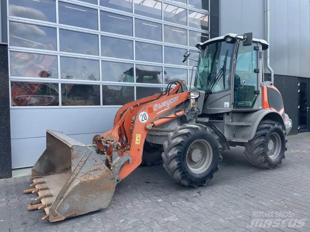 Atlas AR75e S Фронтальные погрузчики