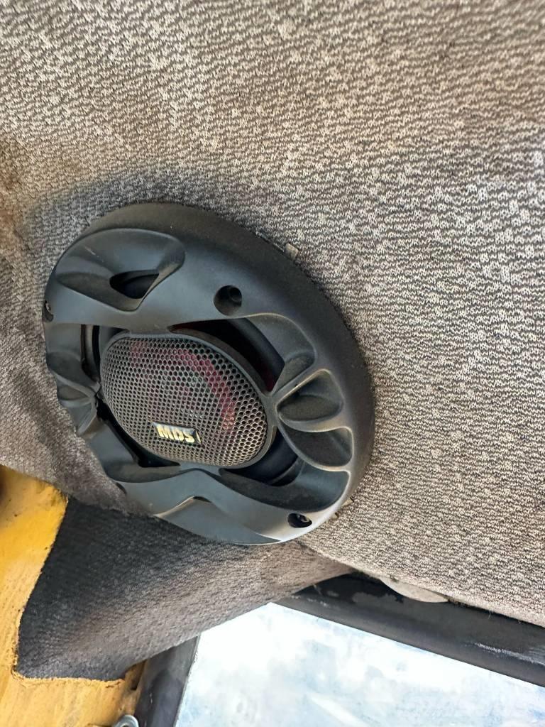 Volvo L120C Фронтальные погрузчики