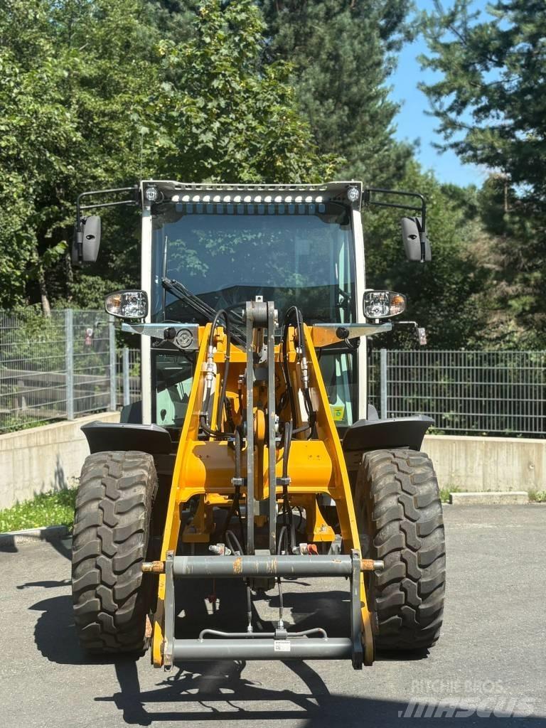 Liebherr L 506 Фронтальные погрузчики