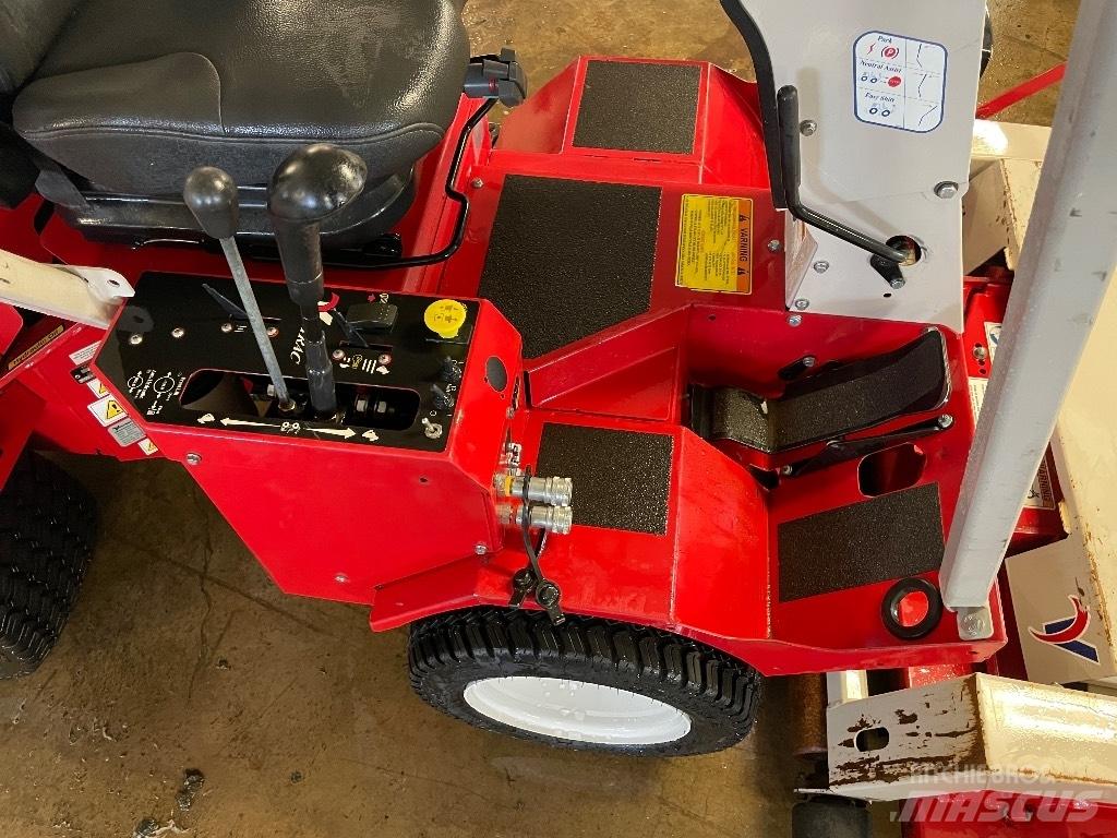 Ventrac 3100 Самоходные газонокосилки
