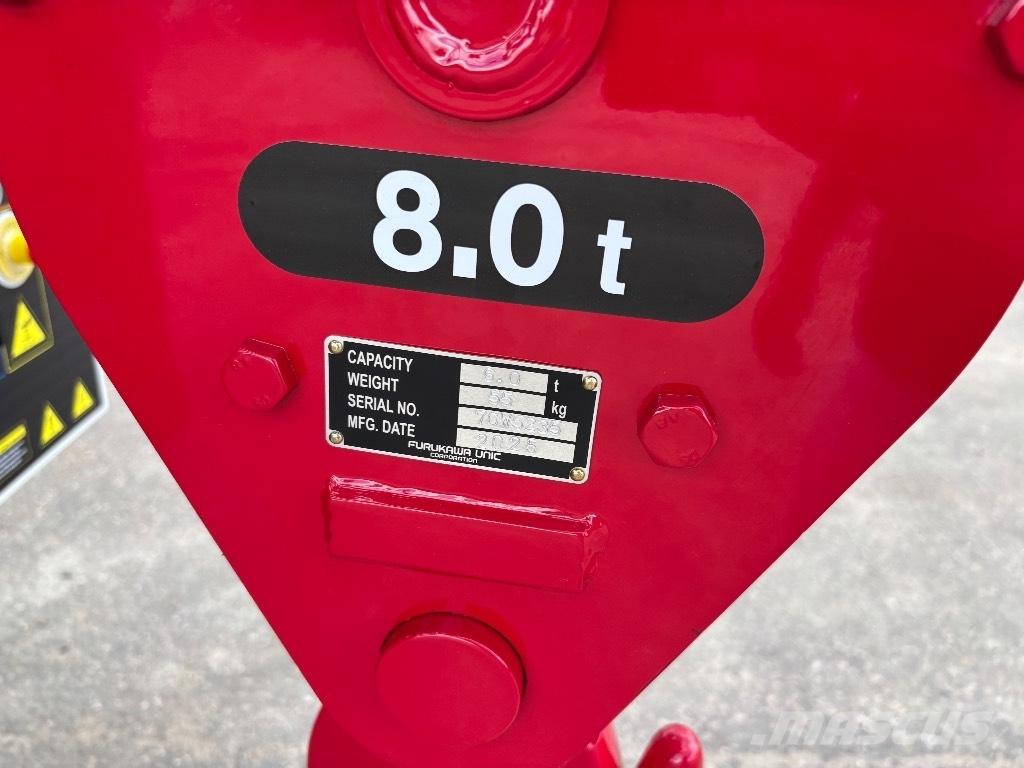 Unic URW 806 Автокраны вездеходы