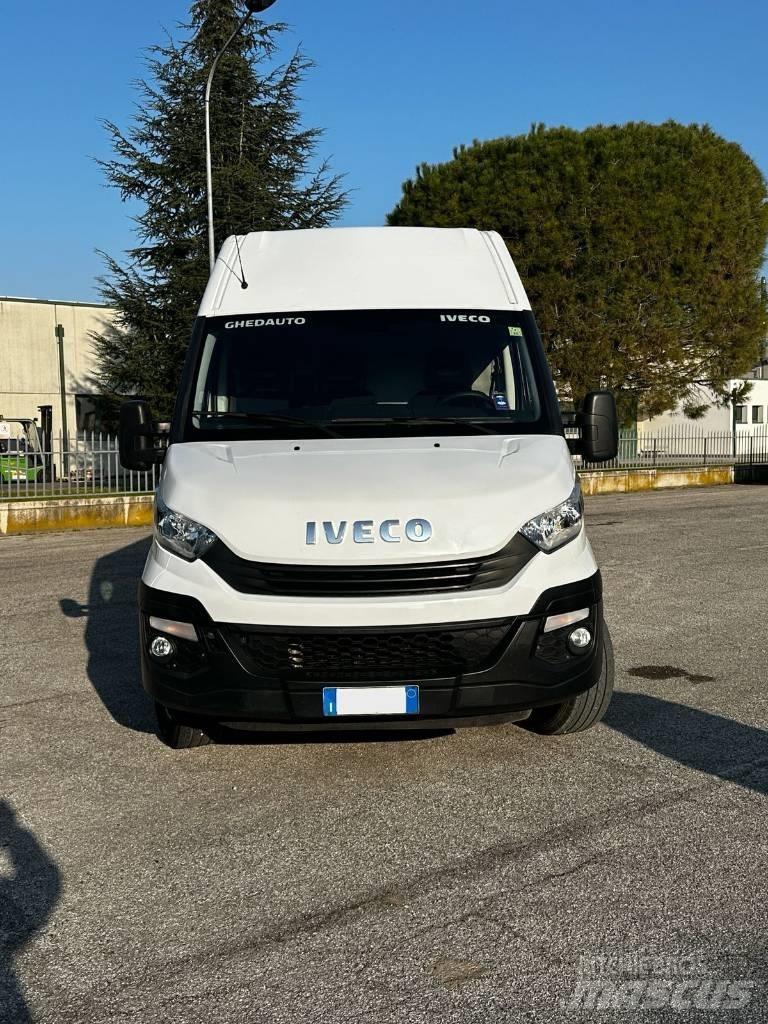 Iveco Daily 35 S16 Изотермический фургон