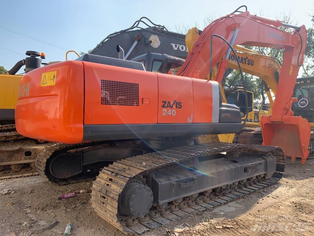 Hitachi Zaxis 240 Гусеничные экскаваторы
