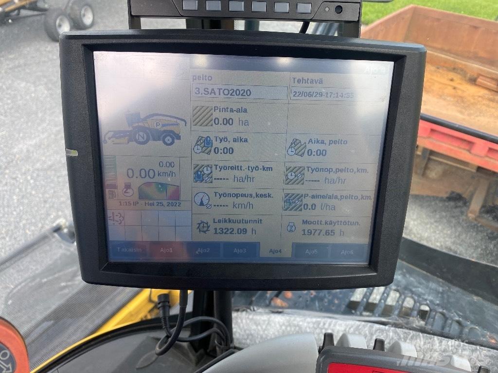 New Holland FR 500 Самоходные кормоуборочные комбайны