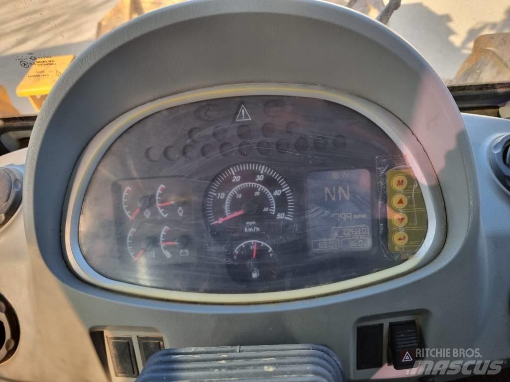 Hyundai HL 757-7 Фронтальные погрузчики