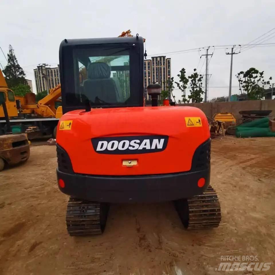 Doosan DH60-7 Гусеничные экскаваторы