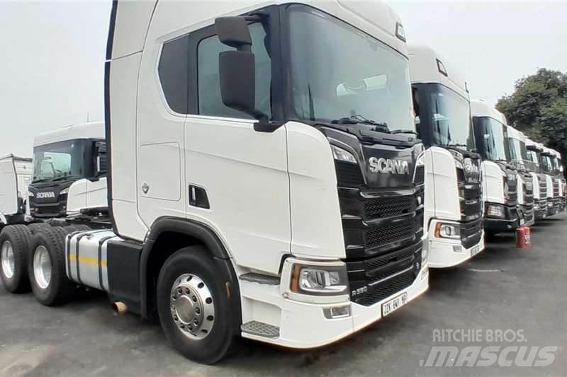 Scania R560 Специальные грузовики
