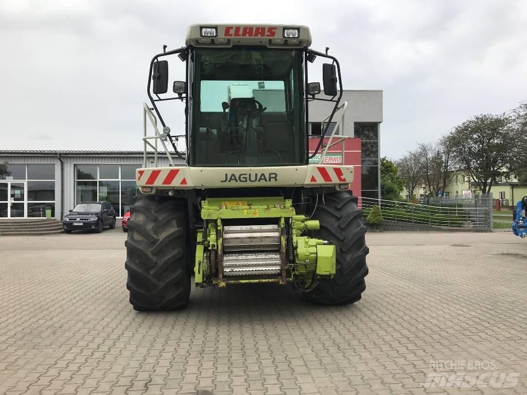 CLAAS JAGUAR 900 Самоходные кормоуборочные комбайны