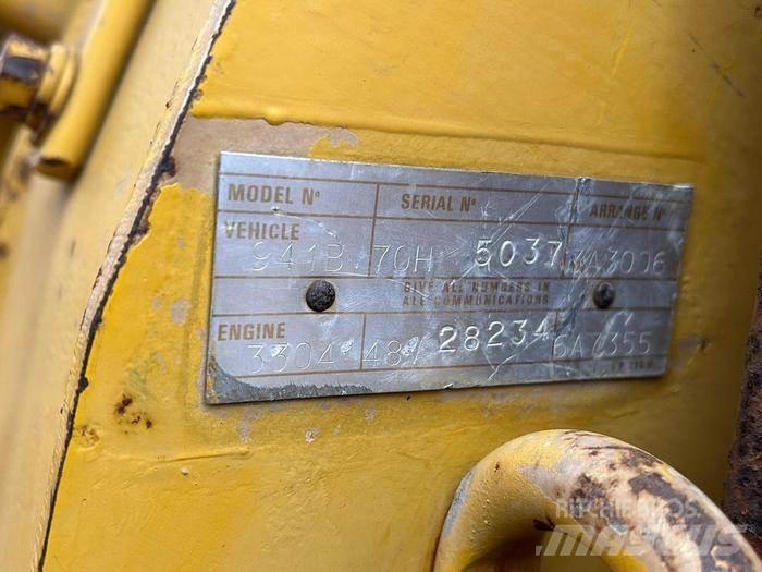 CAT 941B Фронтальные погрузчики