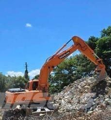 Doosan DX210WA Колёсные экскаваторы