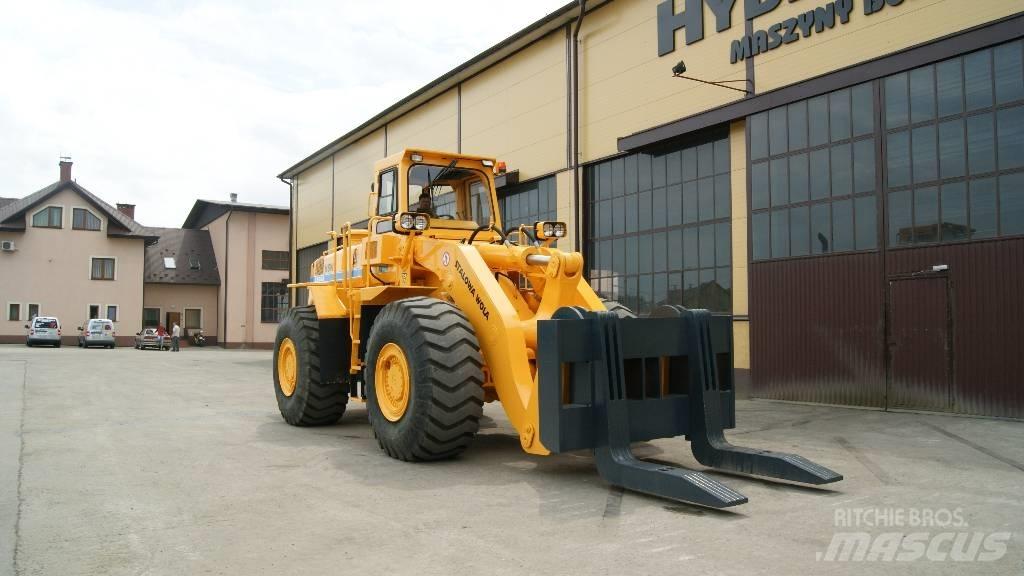 Dressta 560B Фронтальные погрузчики