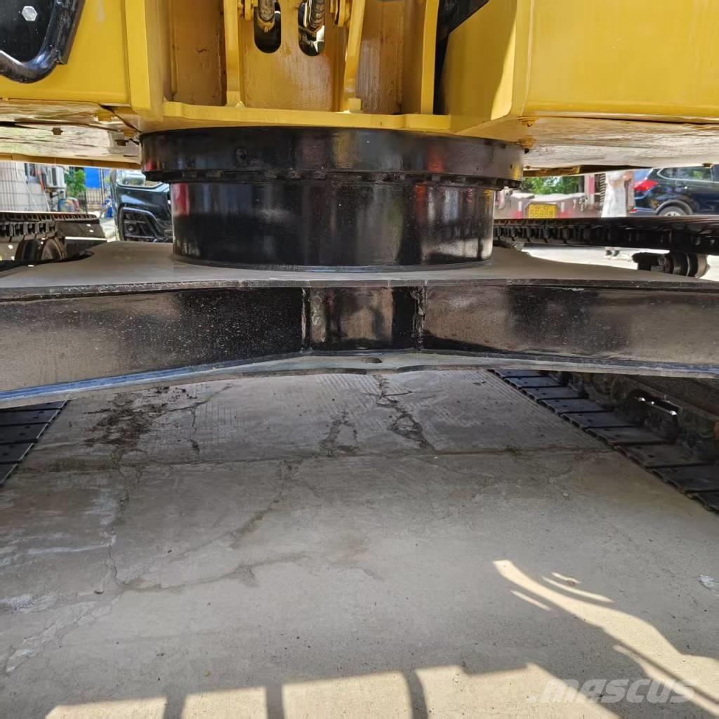 CAT 310 Гусеничные экскаваторы