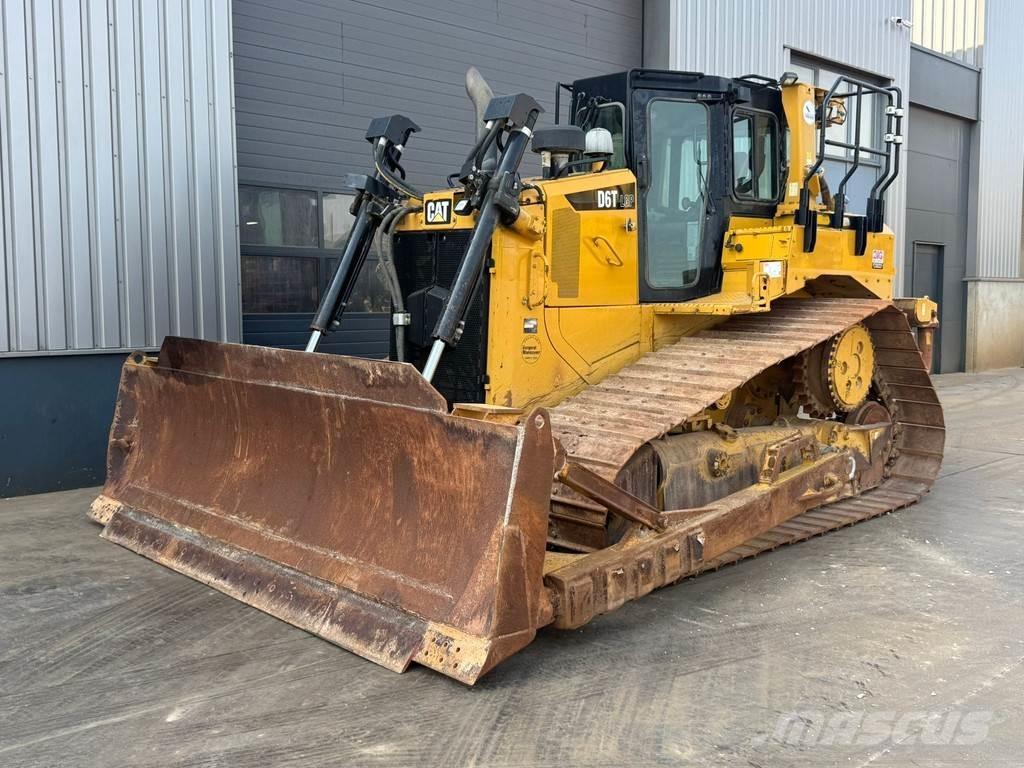 CAT D6T LGP Гусеничные бульдозеры
