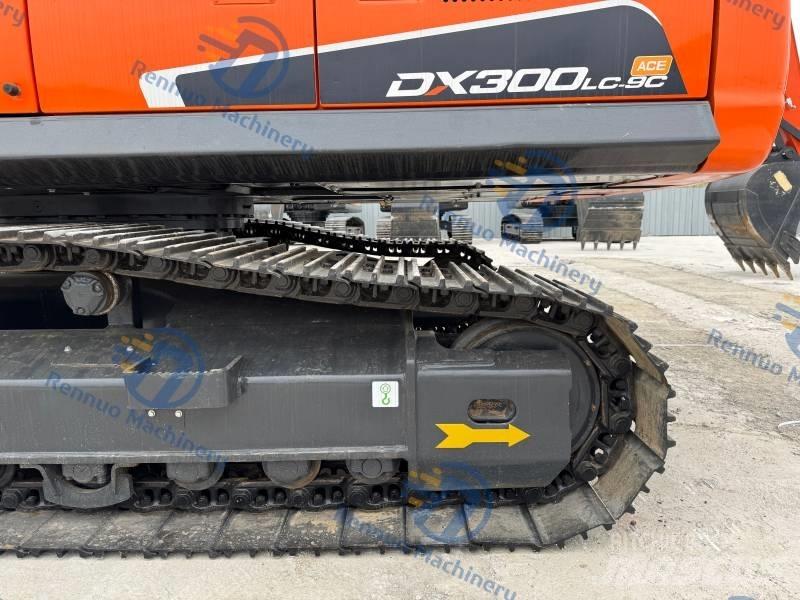 Doosan DX 300 LC-9C Гусеничные экскаваторы