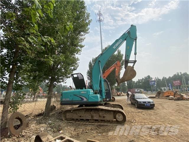 Kobelco SK 200 Гусеничные экскаваторы