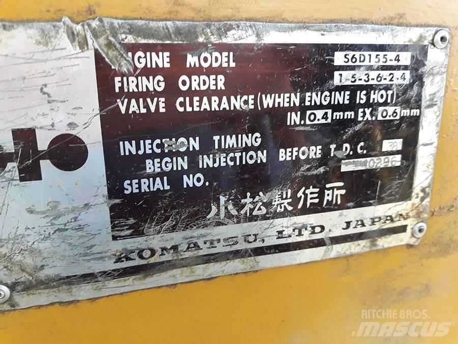 Komatsu D 155 A-1 Гусеничные бульдозеры