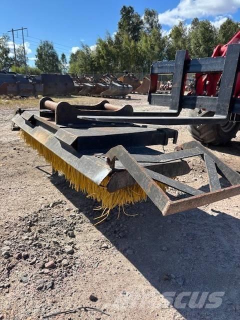  TIK Sopborste 150 Навесные щетки